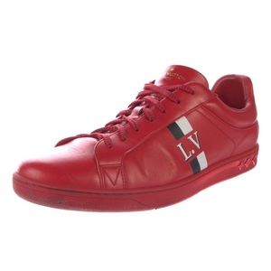 Louis Vuitton Leather Low Top Sneakers - All Items Ship Free!